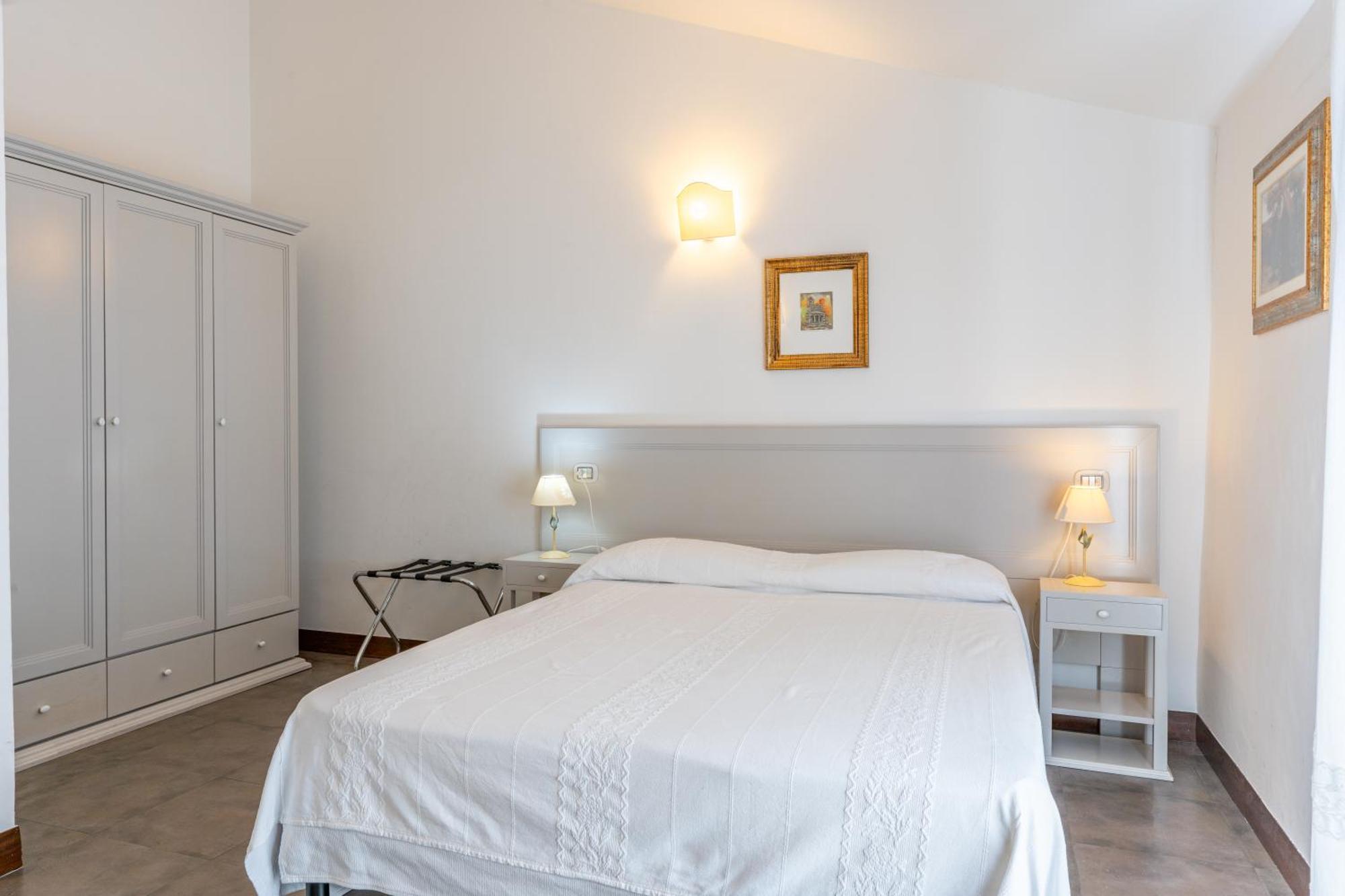 Albergo Residenziale La Corte Tortolì Eksteriør bilde