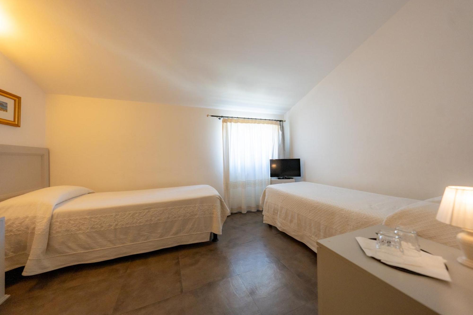 Albergo Residenziale La Corte Tortolì Eksteriør bilde